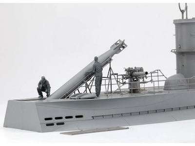 German Submarines & Commanders Loading 5 Pcs Resin Figures - image 2