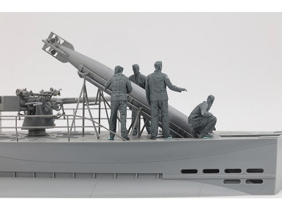 German Submarines & Commanders Loading 5 Pcs Resin Figures - image 4