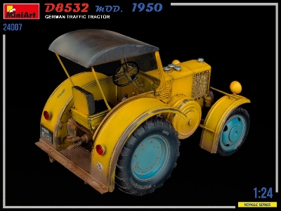 German Traffic Tractor D8532  Mod.1950 - image 20