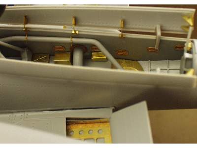 P-38L undercarriage 1/32 - Trumpeter - image 8
