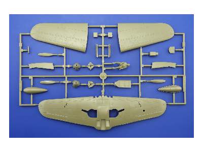 P-39N Airacobra 1/48 - image 4