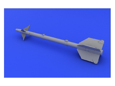 F-16 armament w/  Maverick missiles 1/48 - KINETIC MODEL - image 7