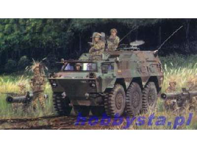 JGSDF Command Post Car type 82 - image 1