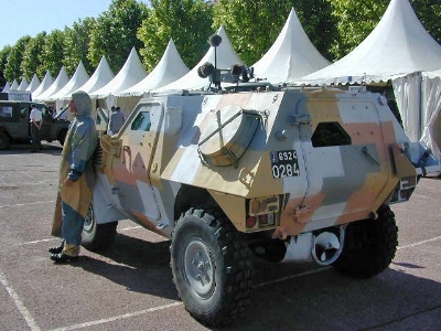 VBL (Light Armored Vehicle) short chassis 7.62 MG - image 11