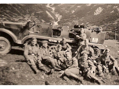 SdKfz.6/1 Zugkraftwagen 5t Artillerie - image 10