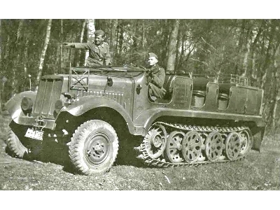 SdKfz.6/1 Zugkraftwagen 5t Artillerie - image 23