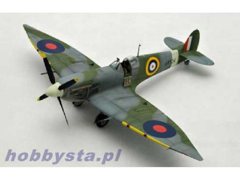 Spitfire MK.VI - image 1