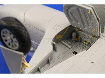 P-51D exterior 1/32 - Dragon - image 16