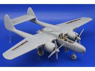 P-61 exterior 1/72 - Dragon - image 5