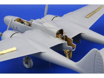 P-61 exterior 1/72 - Dragon - image 7