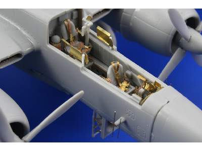 P-61A/ B interior S. A. 1/72 - Dragon - image 3