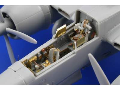 P-61A/ B interior S. A. 1/72 - Dragon - image 4