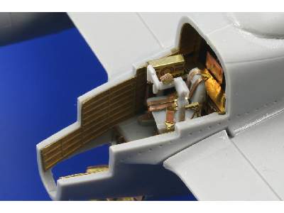 P-61A/ B interior S. A. 1/72 - Dragon - image 7