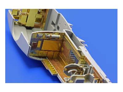 P-61A front interior S. A. 1/48 - Great Wall Hobby - image 7