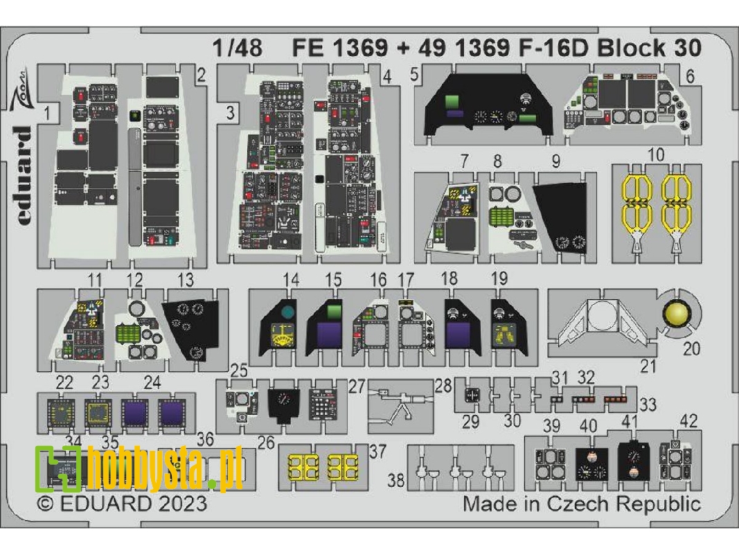 F-16D Block 30 1/48 - KINETIC MODEL - image 1