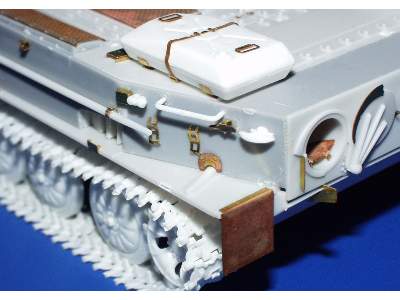 PT-76B 1/35 - Eastern Express - image 6