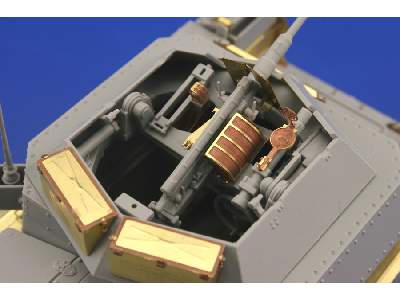 Pz.38(t) Aufklarungspanzer 1/35 - Dragon - image 13