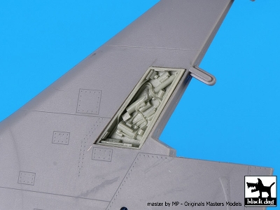 A -4 Skyhawk Spine Electronic And Tail (For Hobby Boss) - image 8