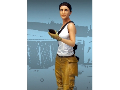 Modern Idf Female Soldier - image 2