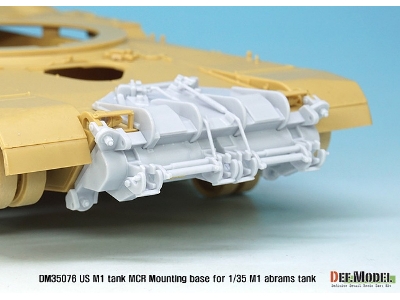 Us M1 Mcr Mounting Base For M1 Abrams Kit - image 2