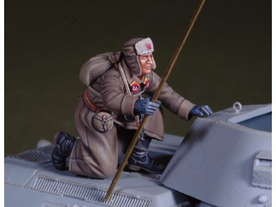 Wwii Russian Winter Tank Rider #2 - image 1