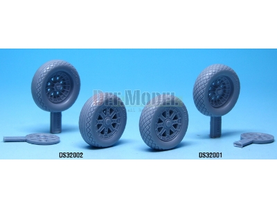 F4u-1 Corsair Wheel Set 1 (For Tamiya 1/32) - image 5