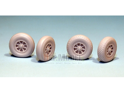 Tbf/Tbm Avenger Sagged Wheel Set (For A.M. 1/48) - image 5