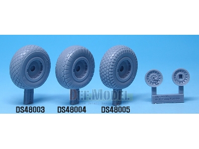 B-17f/G Flying Fortress Wheel Set 3 (For Revell 1/48) - image 6