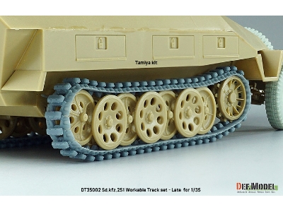 Ww2 Sd.Kfz.251 Workable Track Set - Late Type - image 11