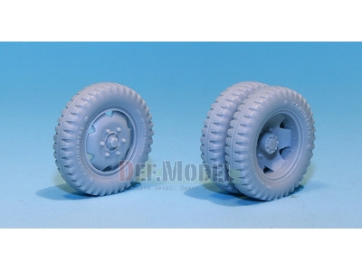 German 3t Cargo Truck Wheel Set (For Dragon 1/35) - image 4