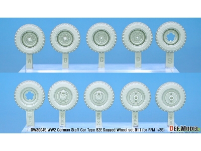 German Staff Car Type 82e Wheel Set 01-wide(Contienetal) ( For Rfm 1/35) - image 2