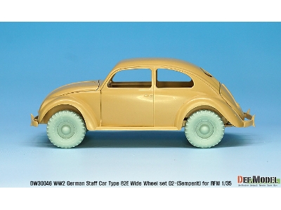 German Staff Car Type 82e Wheel Set 02-wide(Semperit) ( For Rfm 1/35) - image 5