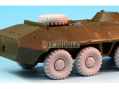 Btr-70 Apc Sagged Wheel Set (For Zvezda 1/35) - image 10