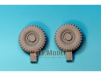 Imv Bushmaster Sagged Wheel Set (For Showcase 1/35) - image 2