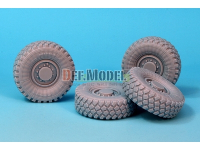 Imv Bushmaster Sagged Wheel Set (For Showcase 1/35) - image 6