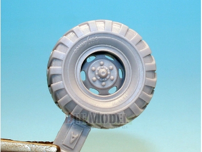U.S M706(V100) Commando Sagged Wheel Set (For Hobbyboss 1/35) - image 3