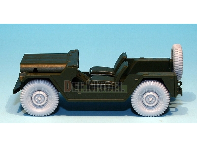 U.S M151 Jeep Sagged Wheel Set (For Tamiya/Academy 1/35) - image 4