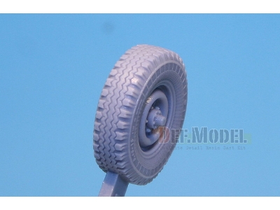 Soviet Uaz-469 Sagged Wheel Set (For Trumpeter 1/35) - image 8