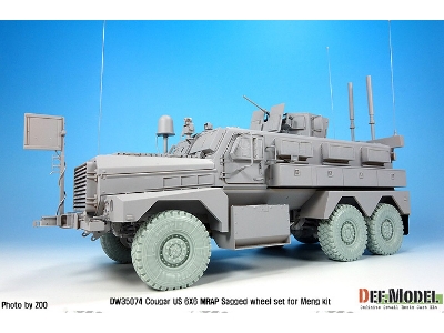 Us Cougar 6x6 Mrap Sagged Wheel Set - 2 Spare Wheel (For Meng 1/35) - image 3