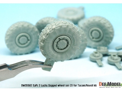 German Luchs 8x8 Mich.Xl Sagged Wheel Set-2 (For Tacom/Revell 1/35) - image 8