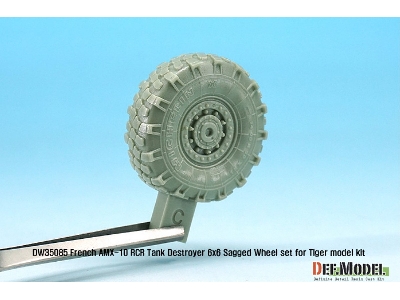 French Amx-10 Rcr Tank Destroyer 6x6 Sagged Wheel Set (For Tiger Model 1/35) - image 8