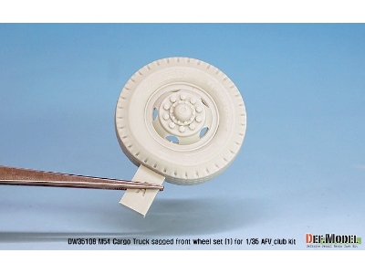 Us M54a2 Cargo Truck Sagged Front Wheel Set(1)- Civilian Type( For Afv Club 1/35) - image 6