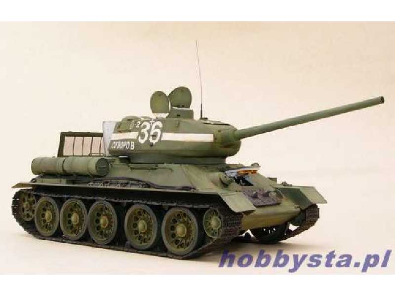 T-34/85 Model 1944 Factory No 183 - image 1