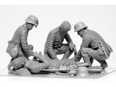 WWII German Military Medical Personnel - image 2