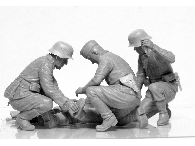 WWII German Military Medical Personnel - image 7