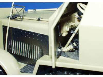 Sd. Kfz.7/2  Flak 37  37mm 1/35 - Tamiya - image 6