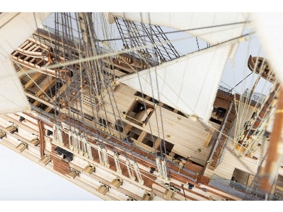 HMS Victory - limied edition - image 22