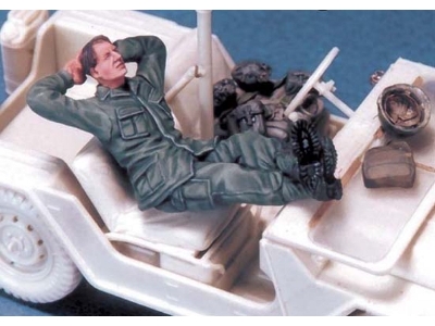 Us Soldier At Rest #1 (Vietnam) - image 1
