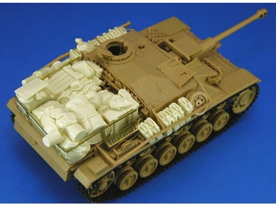 Stug.Iii Stowage Set Inc'pe Parts - image 1