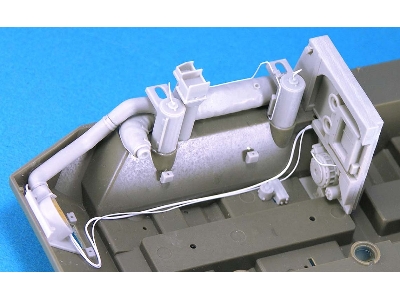 Stryker Engine Set(For Afv Club) - image 6